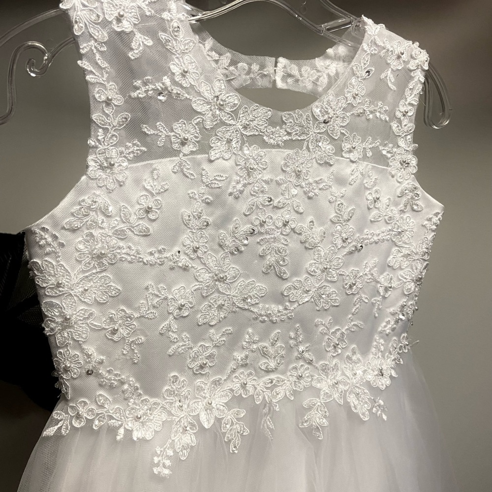 Fowler girl, First Communion dress for ages 6-9yr old